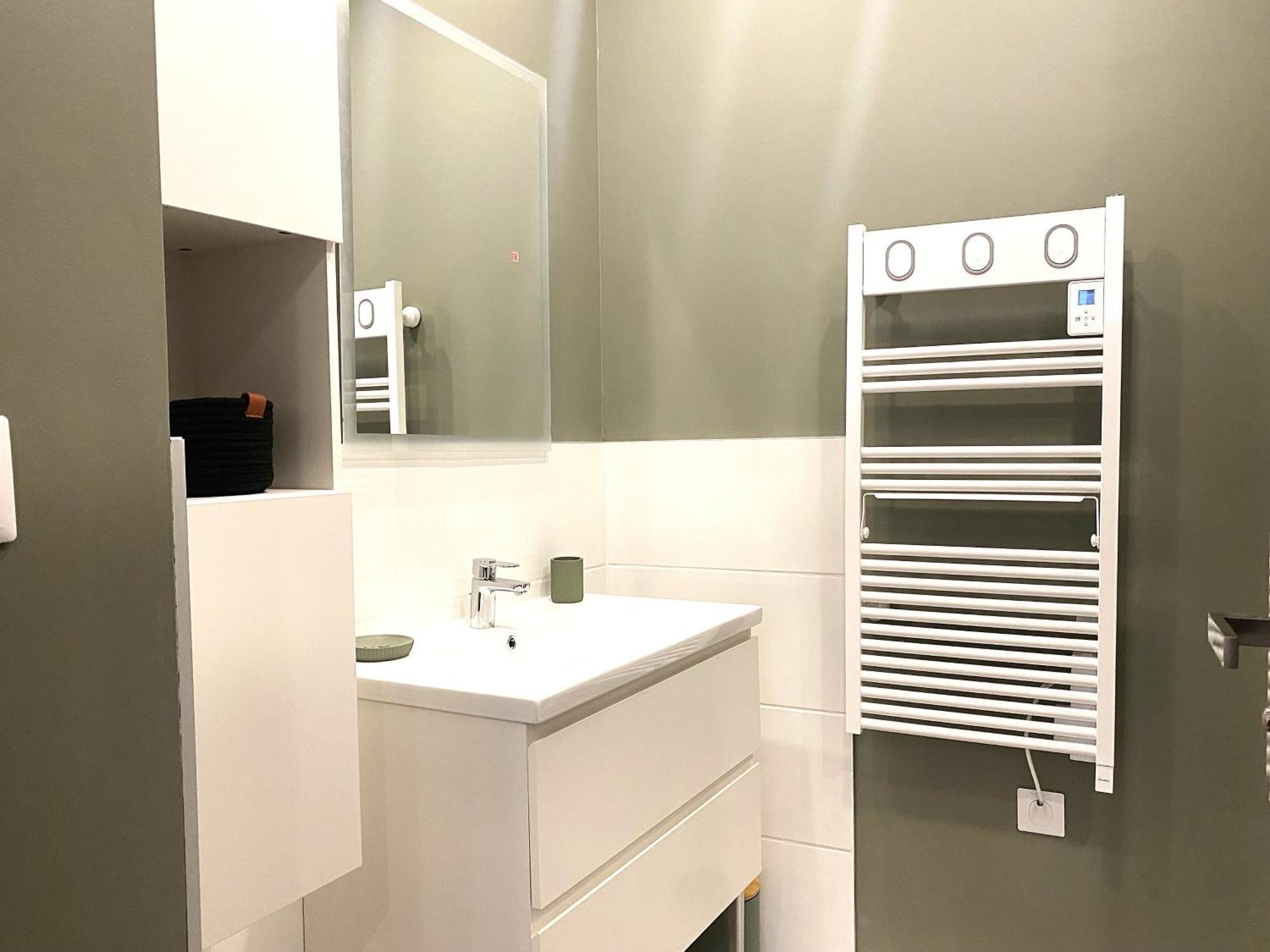 Hypercentre Calme - Le Gatsby - Coconhome بُيزانكون المظهر الخارجي الصورة